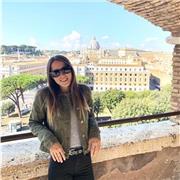 Sono una studentessa di Fisioterapia, con diploma di maturità di Liceo Scientifico